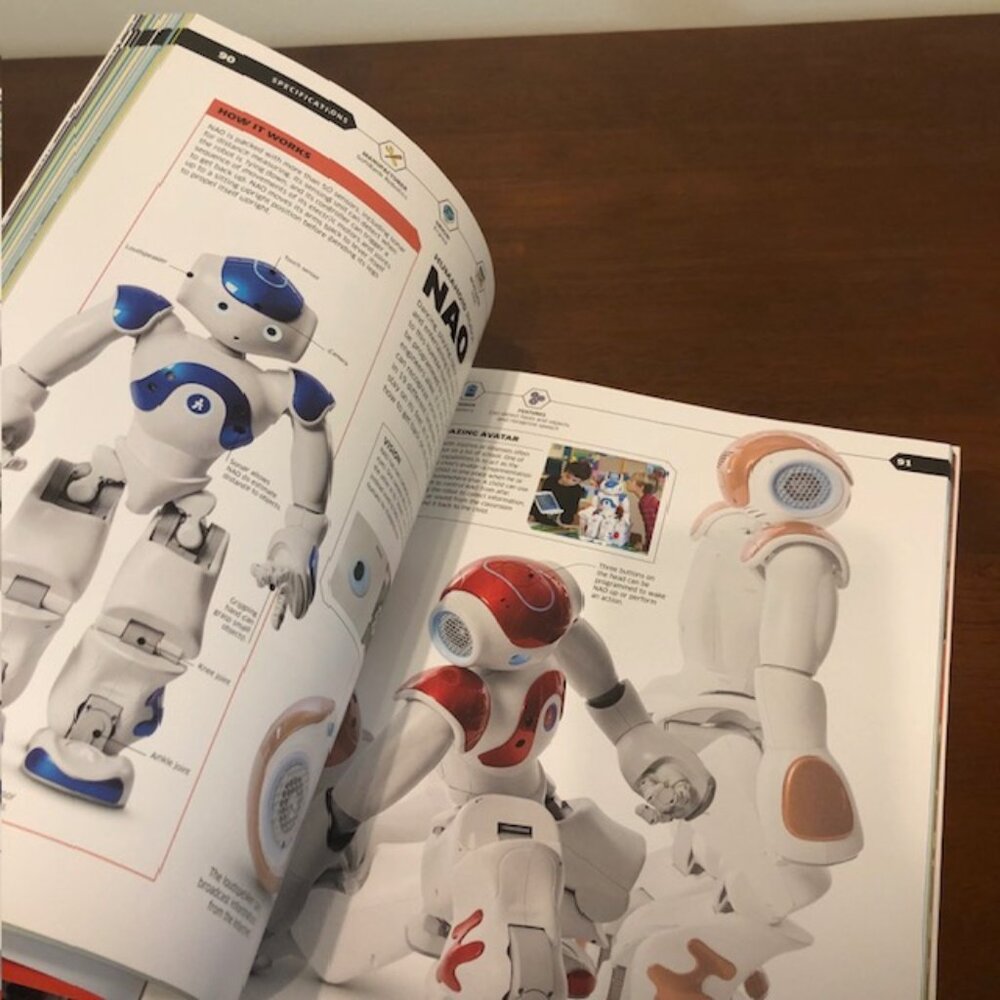 Robot Hardcover Book. - Picture 15 of 16